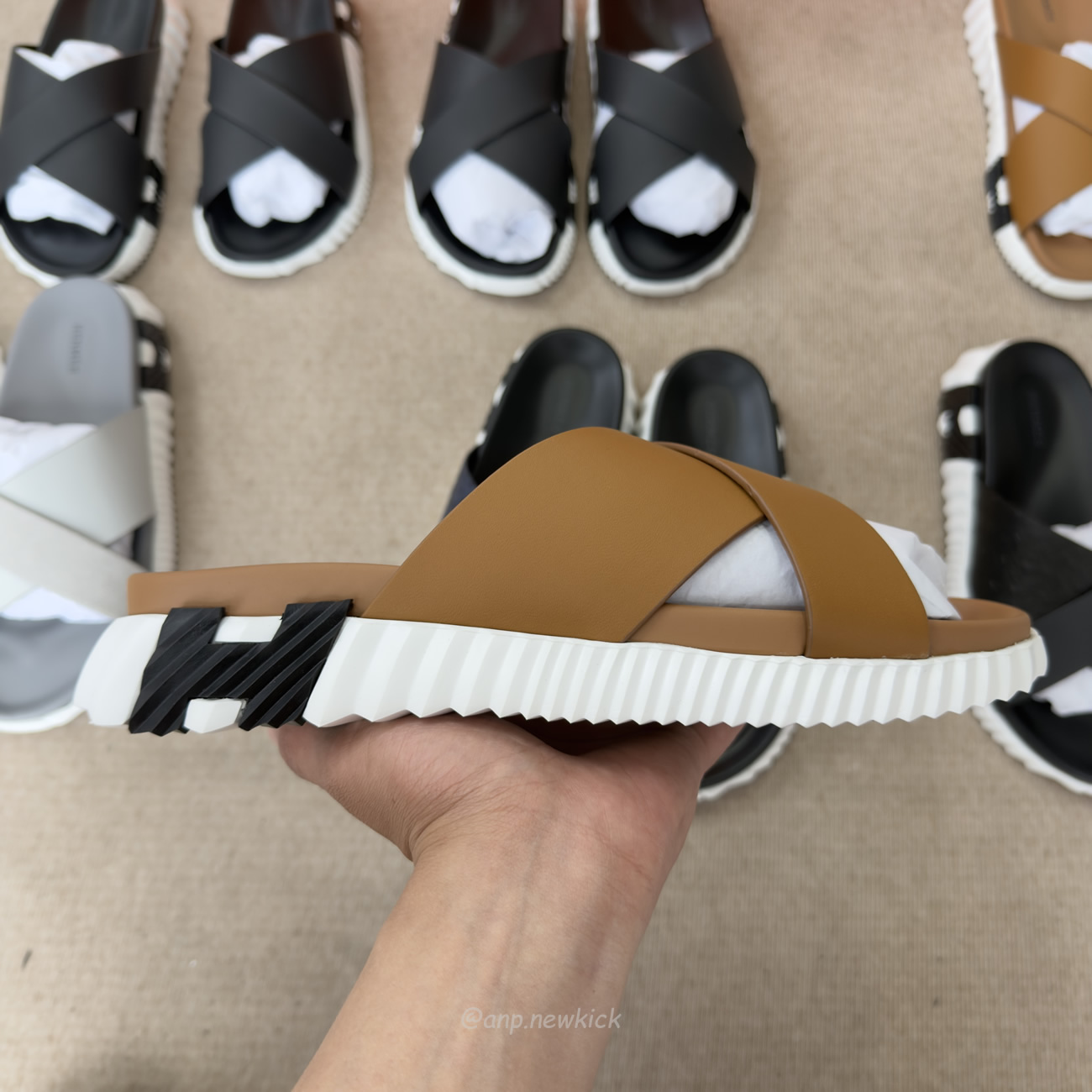 Hermes Infra Premium Sandal Mens (6) - www.newkick.vip